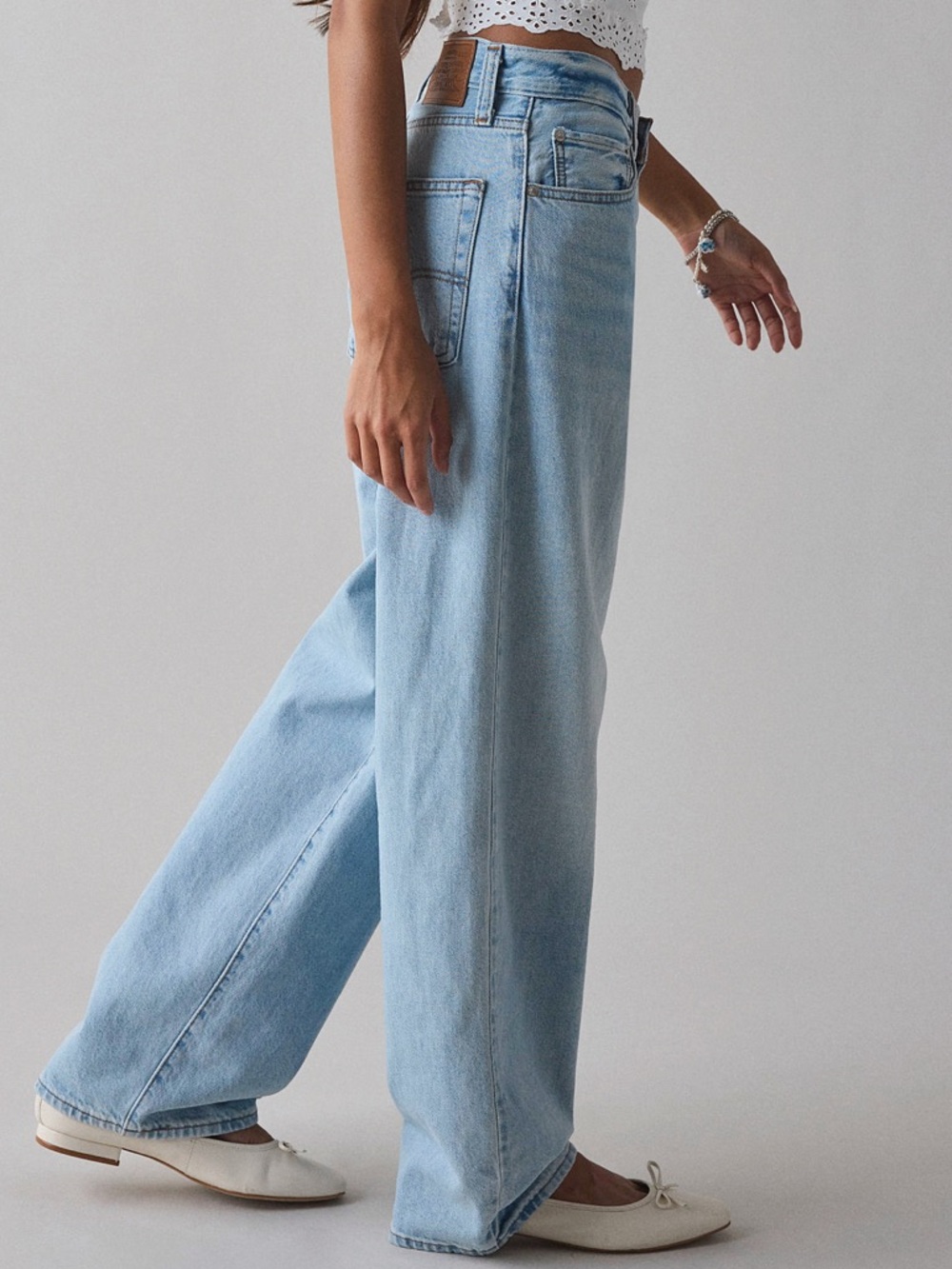 Levi’s Baggy Dad Jeans - Picture 3 of 4